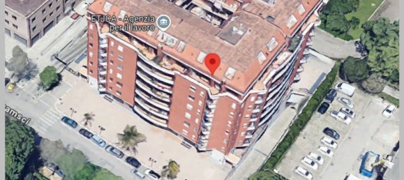 Apartamento de 7 dormitorios en Foggia, Italy No. 315990 32