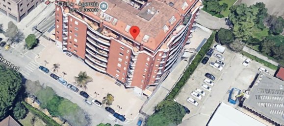 Apartamento de 7 dormitorios en Foggia, Italy No. 315990 5