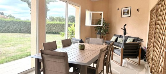 Casa de 3 dormitorios en Brigueuil, France No. 341228 9