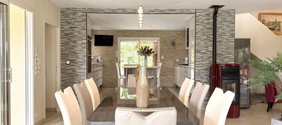 Casa de 3 dormitorios en Brigueuil, France No. 341228 4