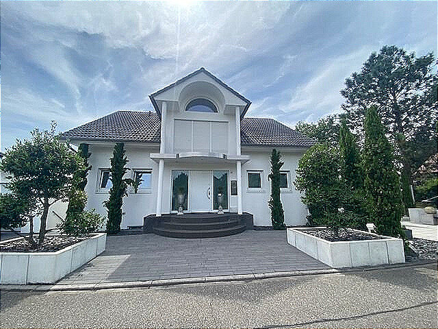 Adosado de 7 habitaciónes en Karlsruhe, Germany No. 64520