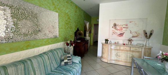 3-Zimmer Wohnung in Cuveglio, Italy, Nr. 222820 2