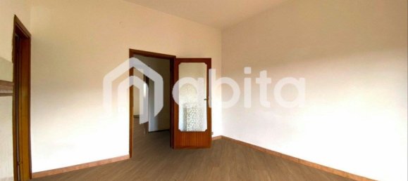 4 rooms Apartment in Reggello, Italy No. 12764 3