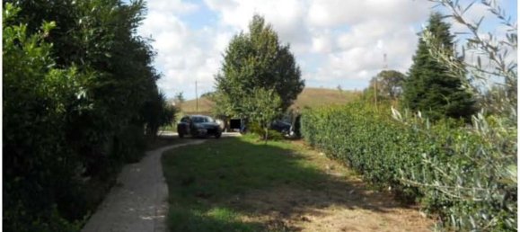 4 rooms House in Ardea, Italy No. 200042 3