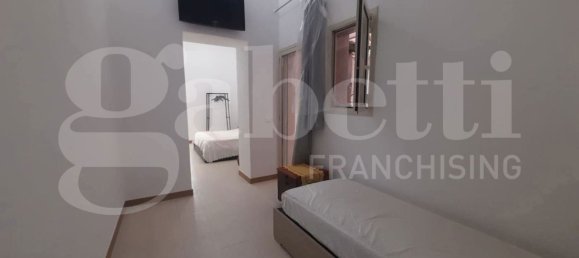 2 bedrooms House in Syracuse, Italy No. 265054 7