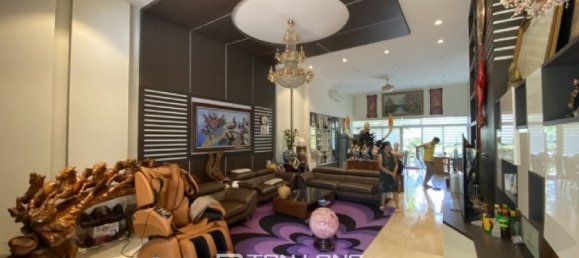 6 Schlafzimmer Villa in Tay Ho, Vietnam, Nr. 829 3