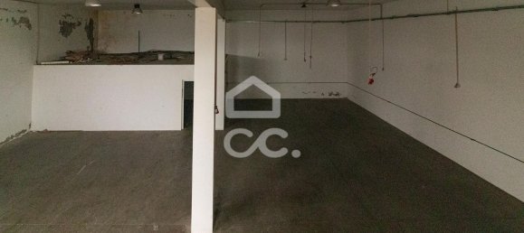 مستودع في Guimaraes, Portugal 400متر مربع رقم 61003 18