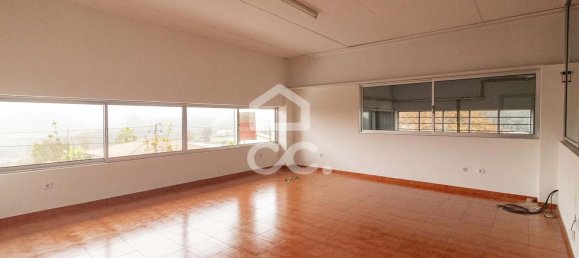 مستودع في Guimaraes, Portugal 400متر مربع رقم 61003 15