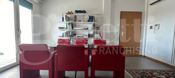 Квартира с 2 спальнями в Торторето, Италия № 201407 3