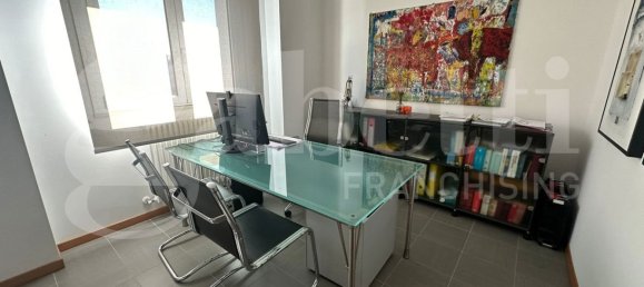 Квартира с 2 спальнями в Торторето, Италия № 201407 7