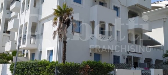 Квартира с 2 спальнями в Торторето, Италия № 201407 14