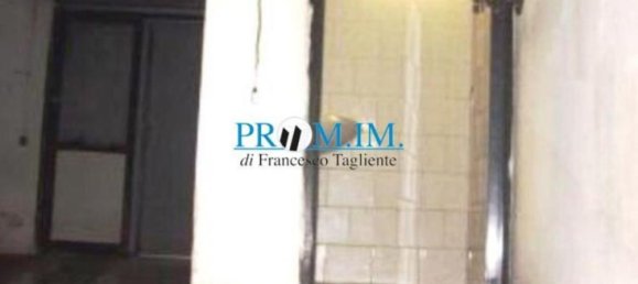 105m² Commercial property in Naples, Italy No. 317253 11