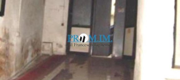 105m² Commercial property in Naples, Italy No. 317253 10