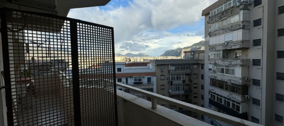 Apartamento de 5 habitaciónes en Palermo, Italy No. 48374 18