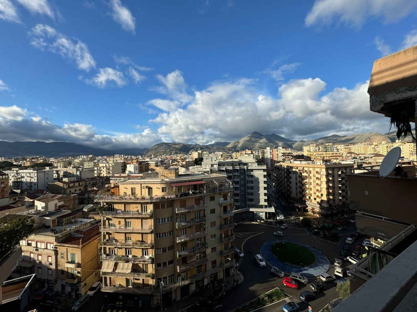 Apartamento de 5 habitaciónes en Palermo, Italy No. 48374