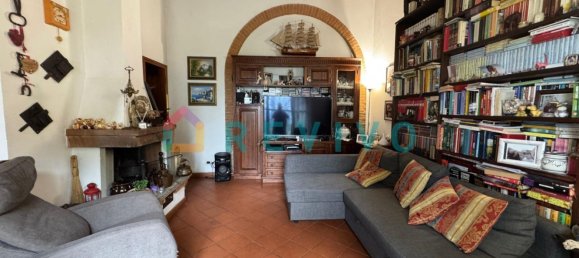 4 rooms House in Montespertoli, Italy No. 48387 5