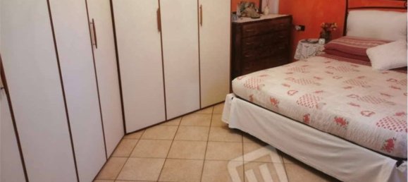 Apartamento de 2 dormitorios en Somma Lombardo, Italy No. 265938 10