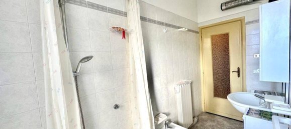 2 bedrooms Apartment in Borghetto Santo Spirito, Italy No. 111201 16