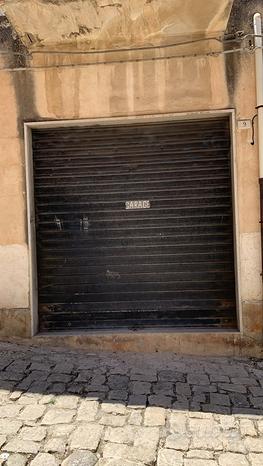 Гараж 18м² в Комизо, Италия № 260410