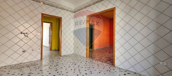 Apartamento de 3 dormitorios en Lucera, Italy No. 346060 16