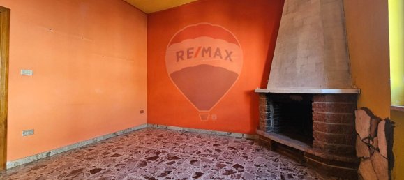 Apartamento de 3 dormitorios en Lucera, Italy No. 346060 5