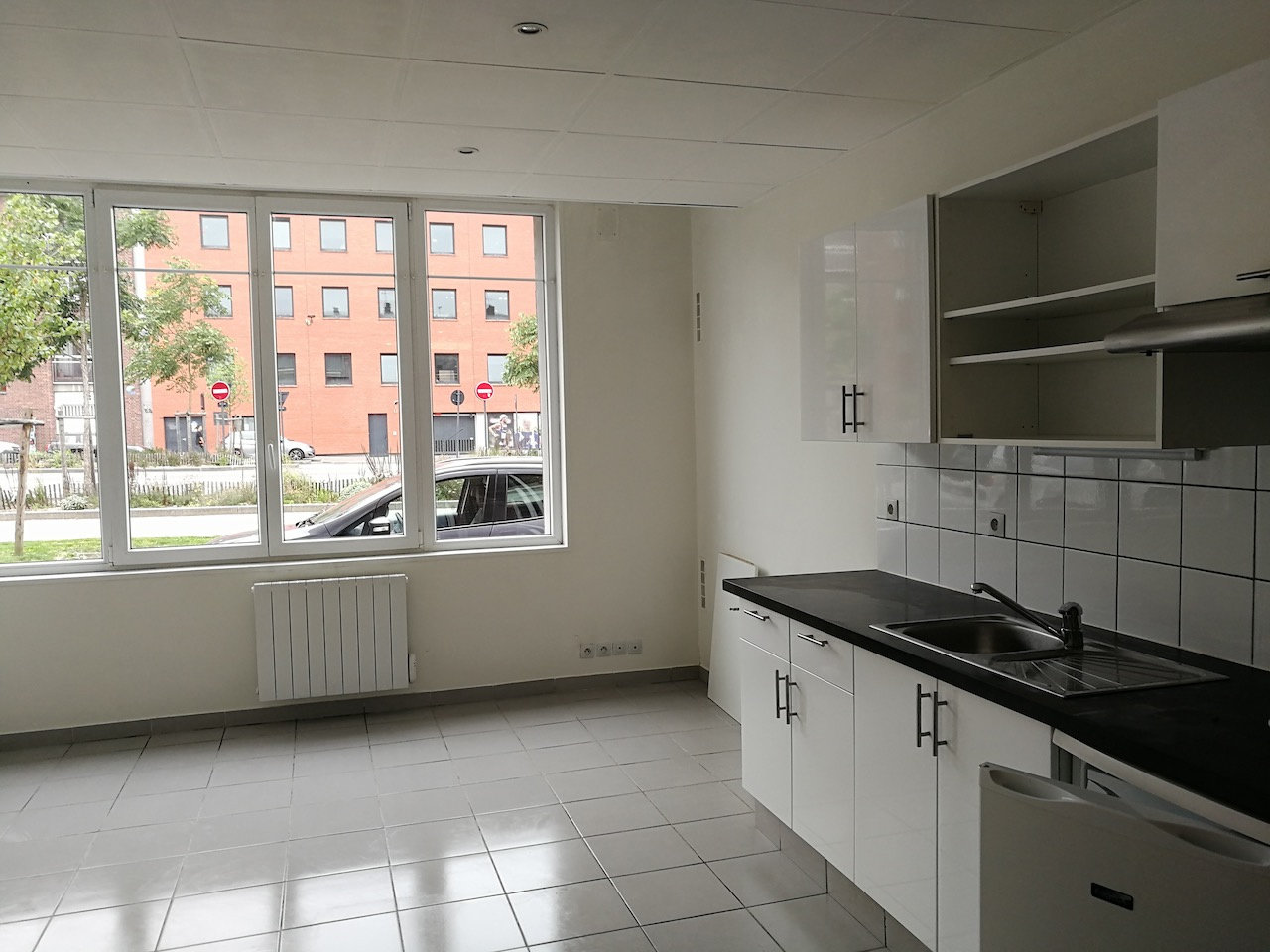 1 room Building in Amiens, France No. 89318
