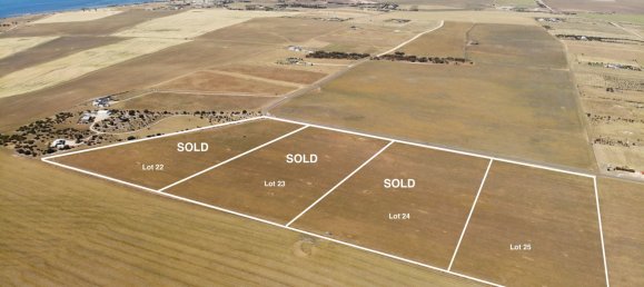 Land in Streaky Bay, Australia No. 915 2