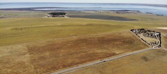 Land in Streaky Bay, Australia No. 915 6