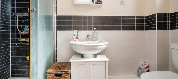 2 bedrooms Apartment in Watford, United Kingdom No. 6100 5