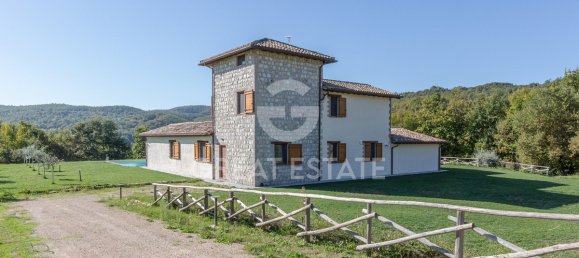 5 bedrooms House in San Venanzo, Italy No. 179471 7