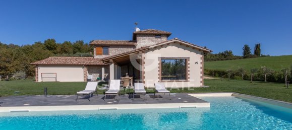 5 bedrooms House in San Venanzo, Italy No. 179471 5