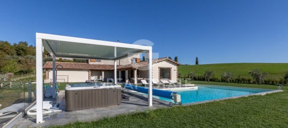 5 bedrooms House in San Venanzo, Italy No. 179471 14