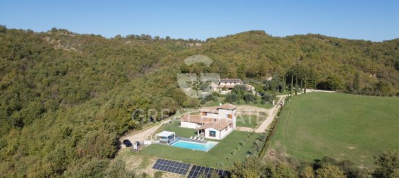 5 bedrooms House in San Venanzo, Italy No. 179471 3