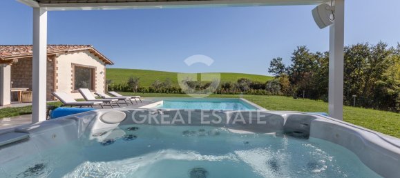 5 bedrooms House in San Venanzo, Italy No. 179471 25