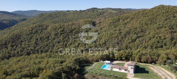 5 bedrooms House in San Venanzo, Italy No. 179471 2