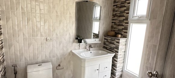 3 bedrooms Villa in Pattaya, Thailand No. 26409 2