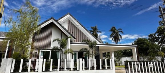 3 bedrooms Villa in Pattaya, Thailand No. 26409 5