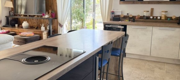 3 bedrooms House in Bayon-sur-Gironde, France No. 358060 4