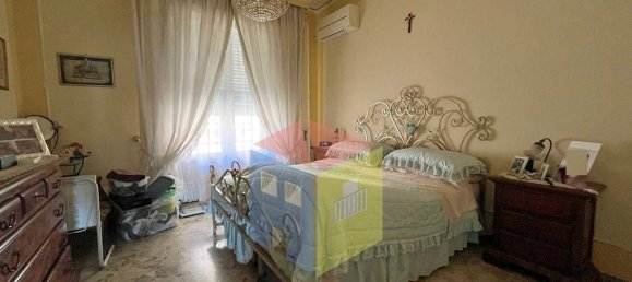4 bedrooms Apartment in Scandicci, Italy No. 48285 17