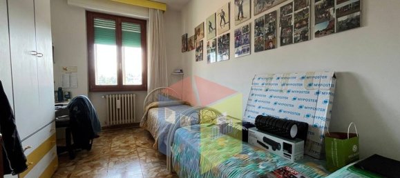 4 bedrooms Apartment in Scandicci, Italy No. 48285 16
