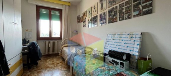 4 bedrooms Apartment in Scandicci, Italy No. 48285 9
