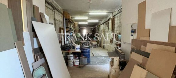 Fabrik in Mosta, Malta, Nr. 13237 18