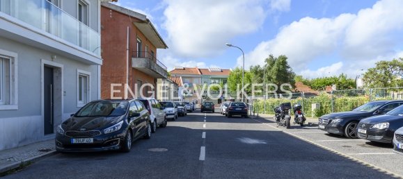 2 chambres Maison à Oeiras, Portugal No. 132133 9
