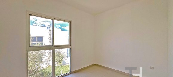 Moradia em banda T4 em Mudon, UAE N.º 95929 15