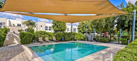 Moradia em banda T4 em Mudon, UAE N.º 95929 17