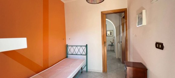 2 rooms Apartment in Naples, Italy No. 30440 27