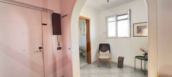 2 rooms Apartment in Naples, Italy No. 30440 14