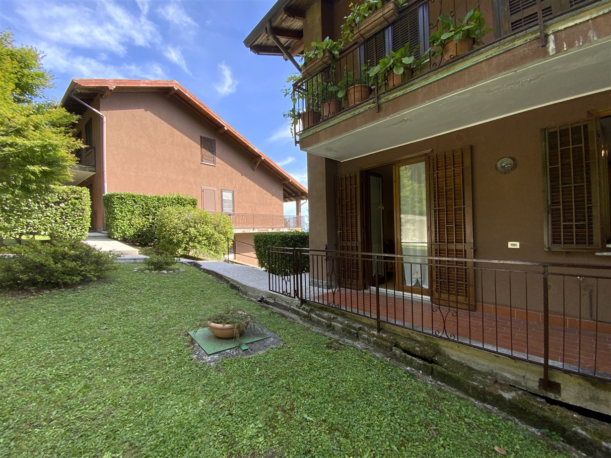 1 bedroom Apartment in Gignese, Italy No. 127033