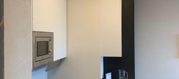 3-salle Appartement à San Bartolomeo al Mare, Italy No. 214048 9