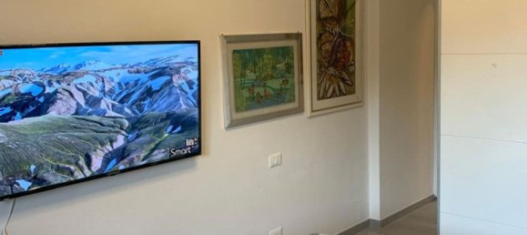 3-salle Appartement à San Bartolomeo al Mare, Italy No. 214048 5